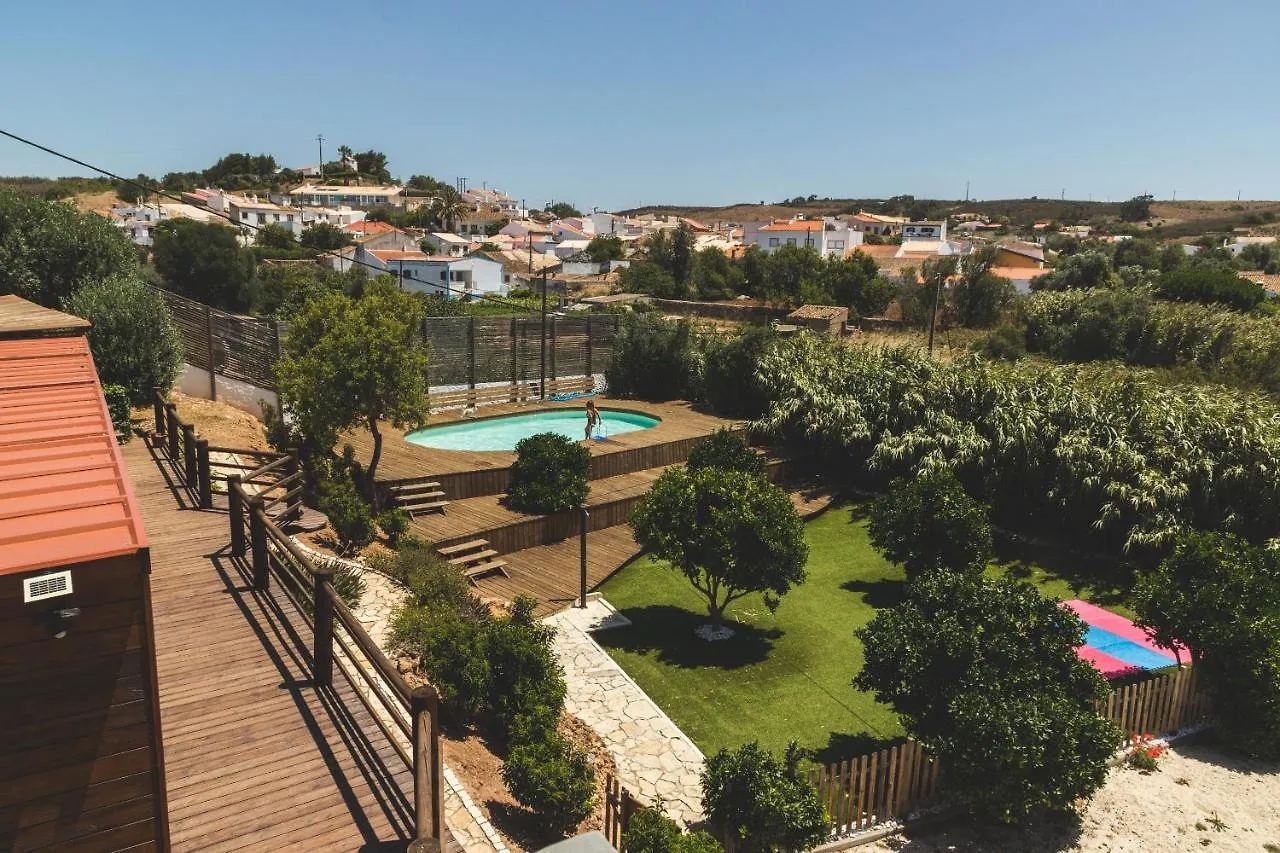 Good Feeling Hostel&Guest House Raposeira