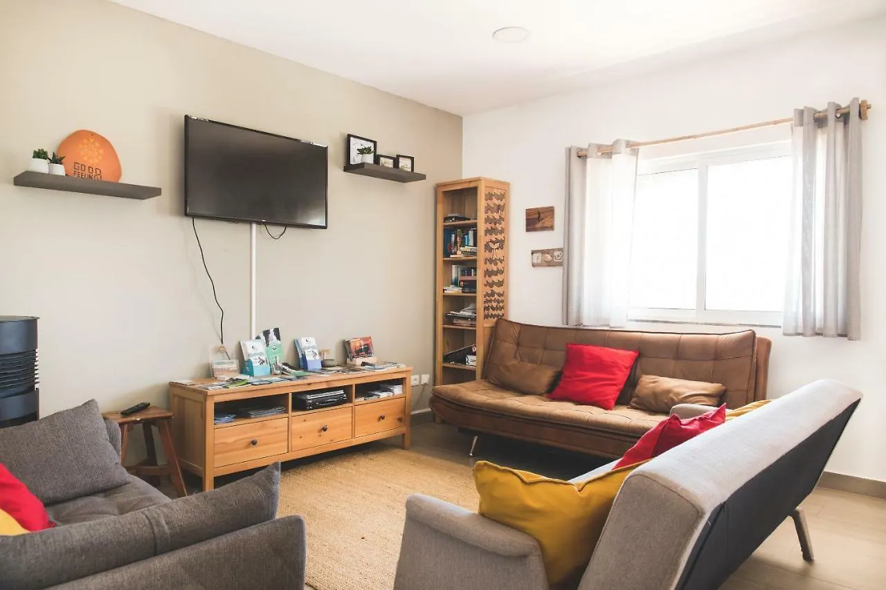 Good Feeling Hostel&Guest House Raposeira  0*, Raposeira (Faro)